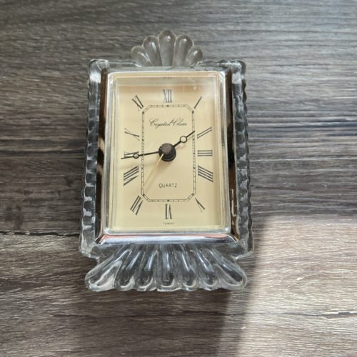 Crystal Clear Century 24% Lead Crystal Quartz Table Clock Taiwan 5” Tall