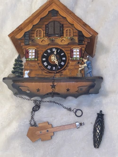 Cuckoo Clock Traditional Black Forest Clock Antique Wooden Pendulum Quartz Wall