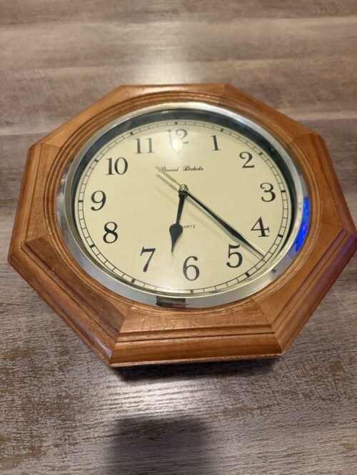 Daniel Dakota Solid Oak Octagonal Wall Clock 11.5x11.5 Quartz, Rare Tested~Works