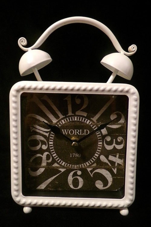 DECO 79 - WORLD BRAND WHITE METAL TABLE CLOCK - #92208, Battery Operated