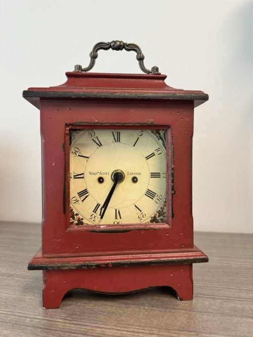 decorative table clocks