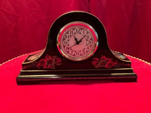 Desk/Shelf Clock made by Okito-Nielson Magic