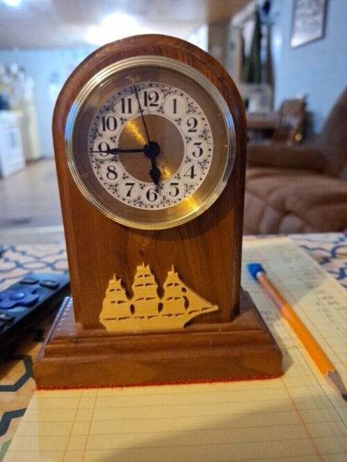 Desk/Shelf Red Velvet Bottom Homemade Battery Powered Vibtage Clock