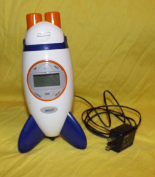 Discovery Kids Rocketship Projection Digital Alarm Clock Blue, White Ages 3+