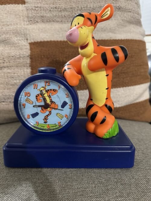 Disney Vintage Fantasma Tigger Winnie The Pooh Talking Alarm Clock WORKS