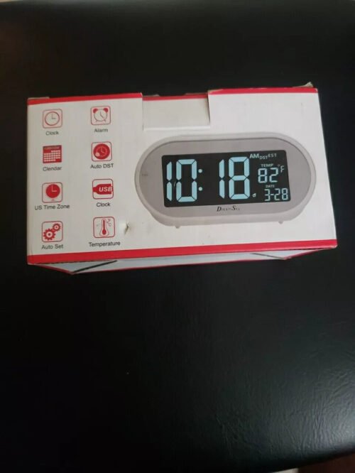 Dream Sky Alarm Clock Model:DS305 With Dual USB Port,snooze,Auto Time Set "New"