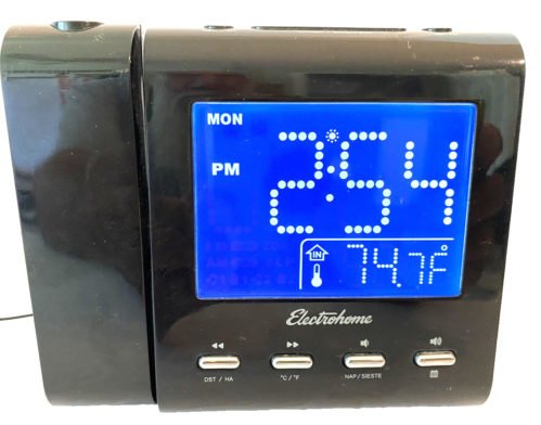 Electrohome EAAC601 Projection AM/FM Dual Alarm Clock Radio Tested Working