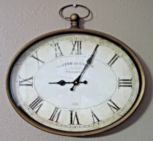 Elegant Pocket Watch Wall Clock - Battery Powered (AA)