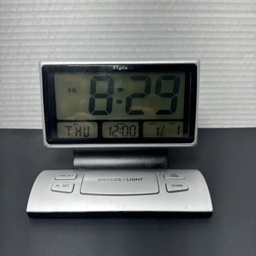 Elgin Digital Alarm Clock Big Numbers & Buttons Battery Operated 6” Blue Screen