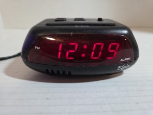 Elgin Digital Display Alarm Clock, Model 3040 - Tested Works
