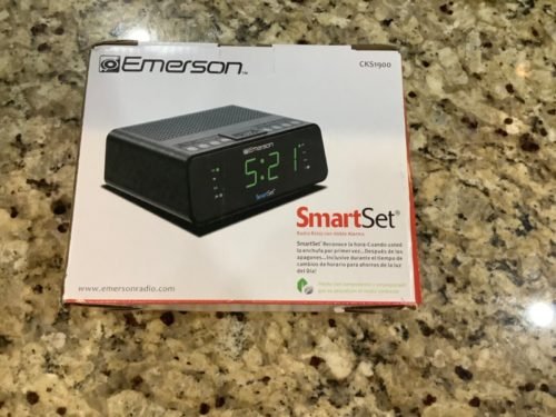 Emerson CKS1900 SmartSet Alarm Clock Radio