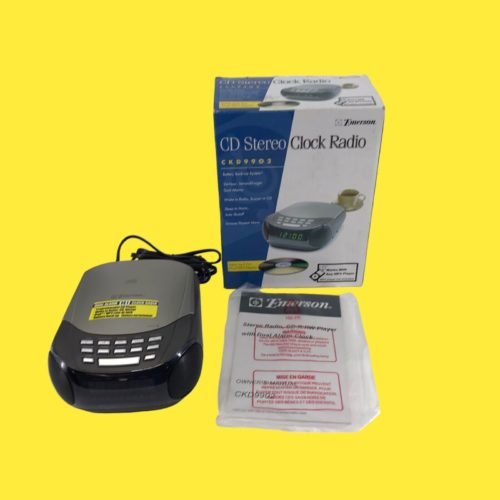 Emerson Digital Dual Alarm Clock AM FM Radio Snooze CD Player #3494 z38/4