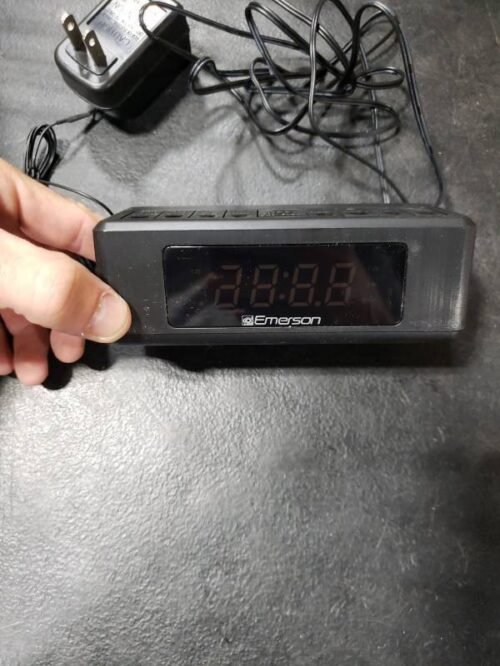 Emerson Dual Alarm Clock Radio