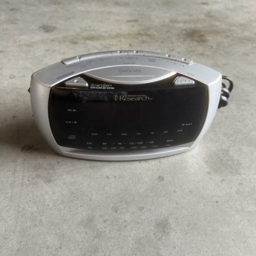 Emerson Research Alarm Clock CKS3030 Smartset Auto Clock Set System Tested Works