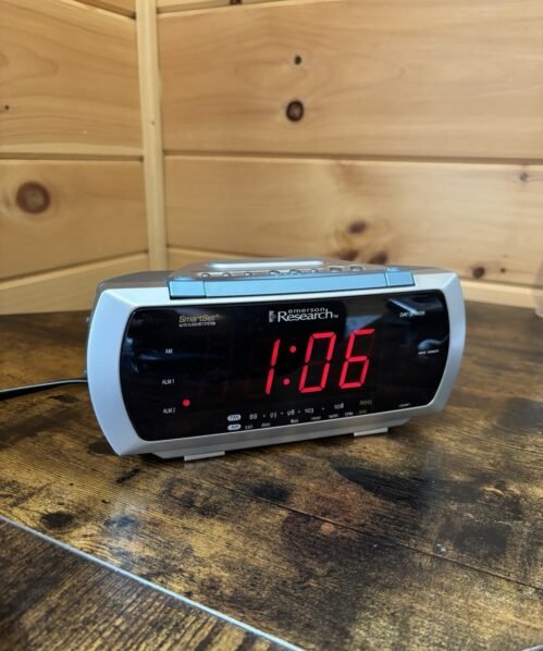 Emerson Research SmartSet CKS3088 Dual Alarm Clock Radio AM/FM Tested Works