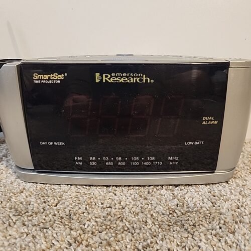 Emerson Research Smart Set Time Projector Dual Alarm Digital Clock CKS3516 Works