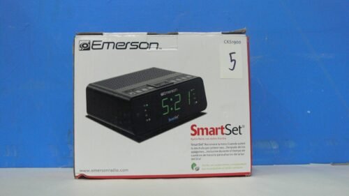 Emerson SmartSet AM/FM Dual Alarm Clock Radio, 0.9" Jade Green LED Display.