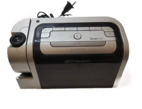 Emerson Smart Set CKS3518 Alarm Clock AM/FM Radio with Time Projector (Tested)