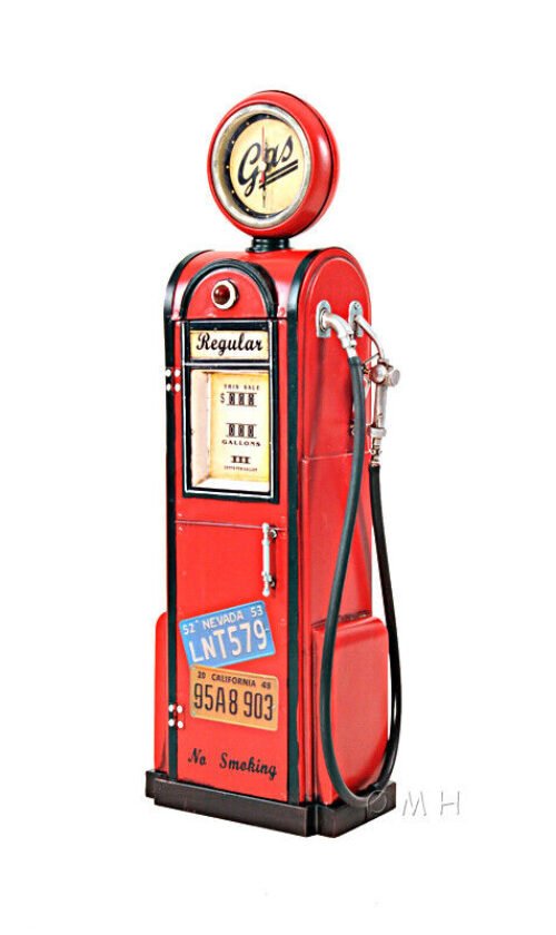 Gas Pump W/Clock 1:4 iron Model Clock