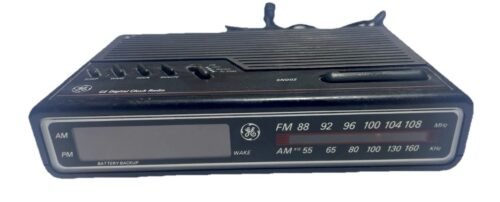 GE Digital Alarm Clock Radio 7-4612BKB AM FM Black Tested Works Battery Backup