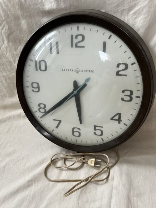 General Electric Vintage School/ Business Wall Clock - Model 2012 Made In USA