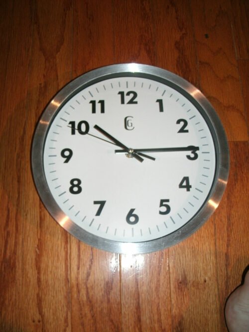 GENEVA CLOCK CO WALL CLOCK - New - 10" with Aluminum Sides