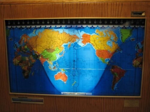GEOCHRON GLOBAL TIME INDECATOR "THE BOARDROOM" USA VINTAGE WORLD TIME CLOCK