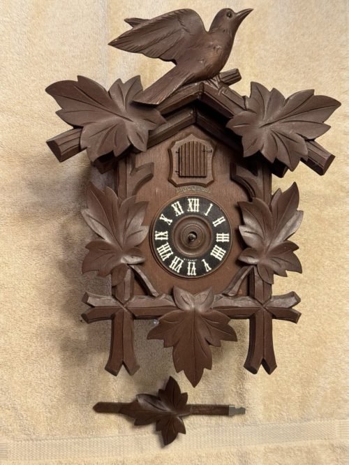 German Black Forest made HECO 8 day R Cuckoo Clock Henry Coehler Co Germany Vtg