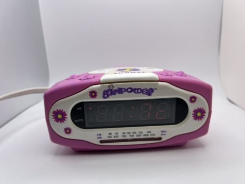 Girl Power pink vintage working alarm clock AM/FM radio, time, snooze GP808