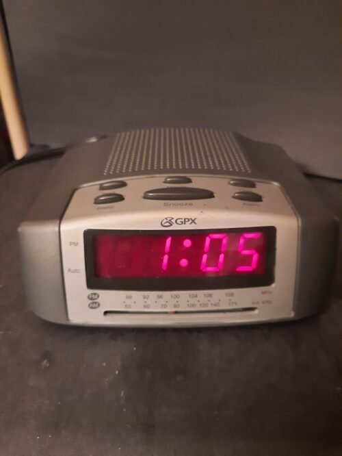 GPX AM/FM Digital Clock Radio Model. D505 Working