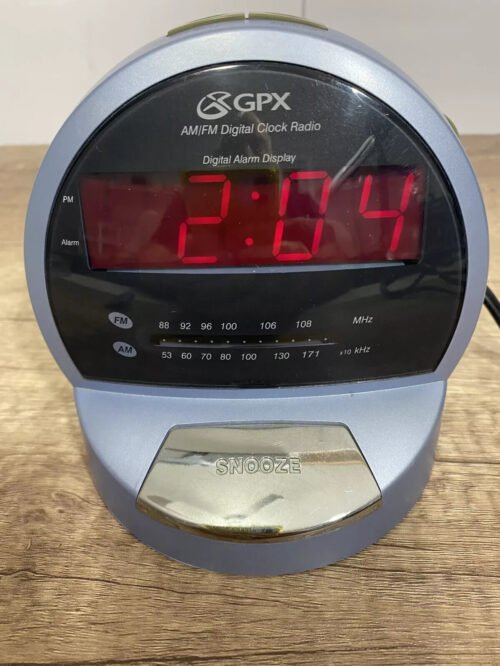 GPX D515 FM/AM Digital Alarm Clock Radio Large Red Numbers Great Sound Radio