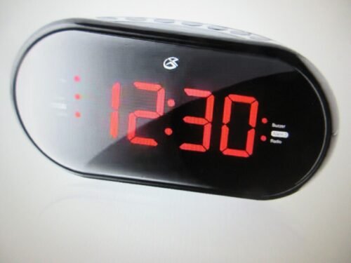 GPX Dual Alarm Clock Radio with Large LED Display Black - C253B