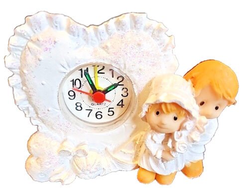 Heart Shaped Battery Operated Small Alarm Clock Table Top Cute Couple (T152)