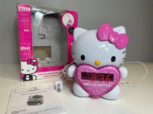 Hello Kitty AM/FM Projection Clock Radio In Box New Opened 2012 READ