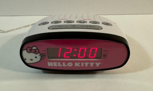 HELLO KITTY Digital Alarm Clock AM/FM Radio Pink w/ Battery Backup - TESTED