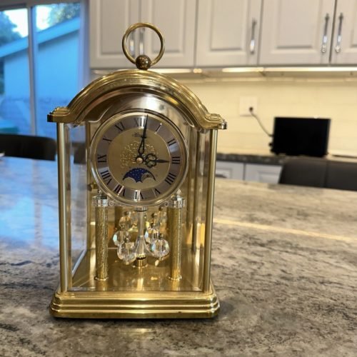 HERMLE GERMANY QUARTZ ANNIVERSARY MANTEL SHELF BRASS & GLASS CHIME CLOCK W2314