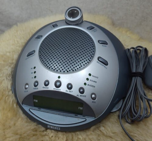 HOMEDICS PROJECTION CLOCK RADIO ALARM CLEAN SOUND MACHINE CLASSIC SS-4000 - NICE