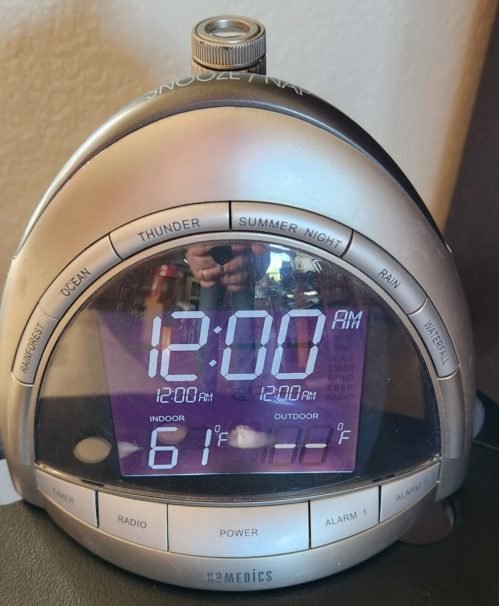 Homedics SoundSpa Premier Projection Clock Radio Alarm Nature Sounds White Noise