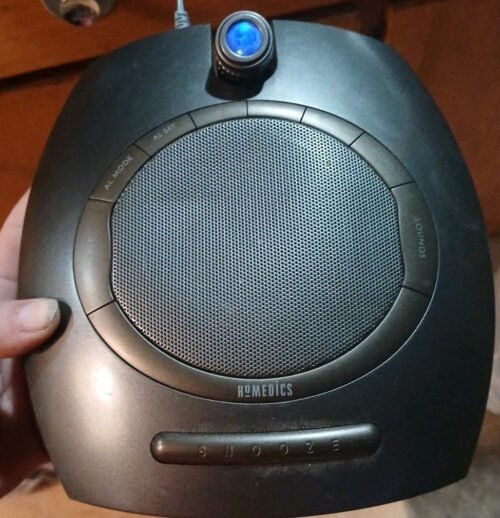 Homedics SS-4500 Sound Machine AM/FM Clock Radio with Time Projection