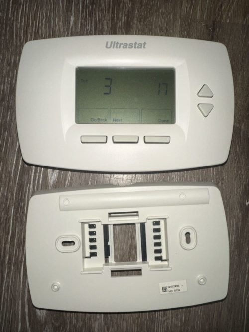 Honeywell Ecc - TB7220U1004 - Ultrastat Commercial 7-day programmable thermostat