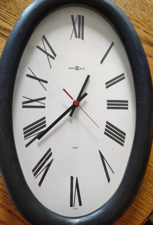 HOWARD MILLER - VERY RARE MCM Modern Oval Framed Wall Clock 17” Model 622-836