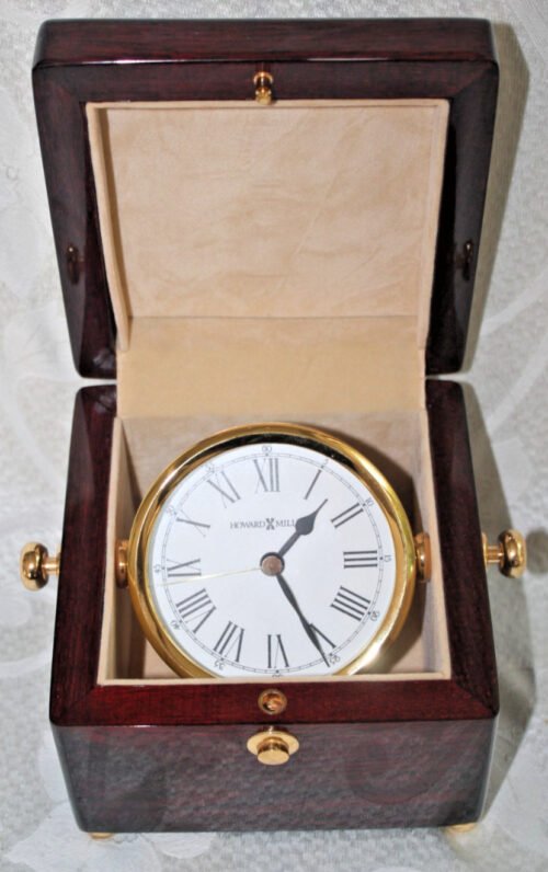 HOWARD MILLER 645443 Bailey Tabletop CLOCK - Rosewood w GOLD Accents WORKS!