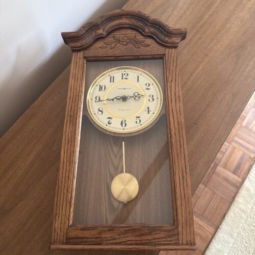 Howard Miller Bellflower Quartz Wall Clock Authentic 613-235 24” Tall