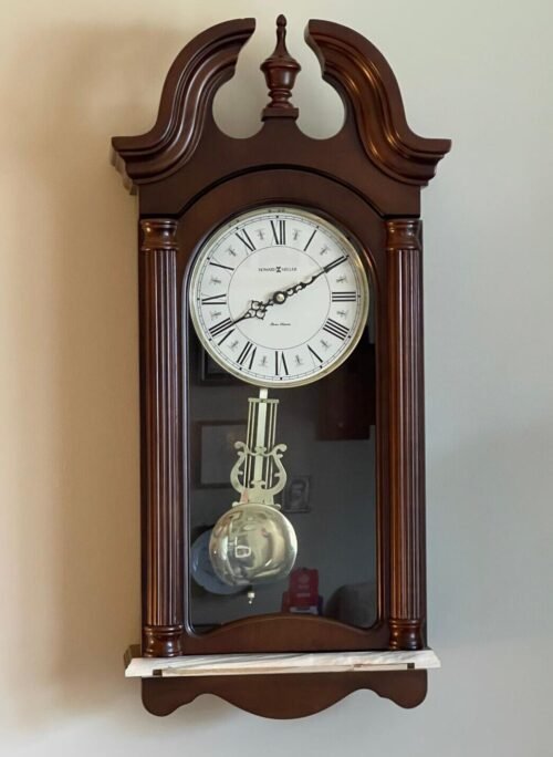 Howard Miller Everett Pendulum Wall Clock 625-253 Windsor Cherry Working