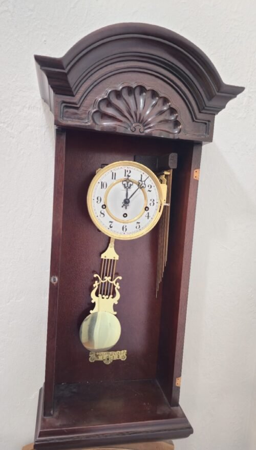 Howard Miller Jennison Self Adjusting Beat Pendulum Wall Clock 612-221 READ!