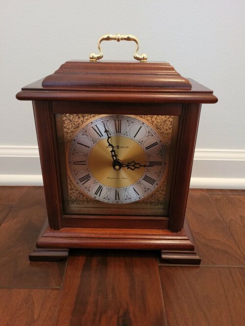 Howard Miller Medford Special Mantel Clock 612 480 Keeps Time / Does Not Chime