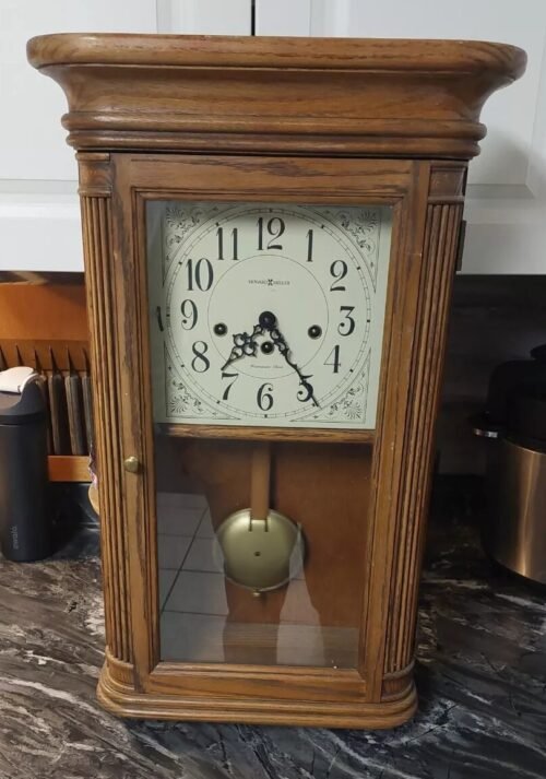 Howard Miller Sandringham Oak Wall Clock 613-108 W/Pendulum, Key, WORKING