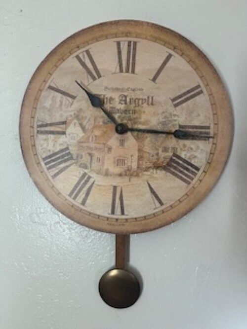 Howard Miller The Argyll Tavern Yorkshire England Wall Clock
