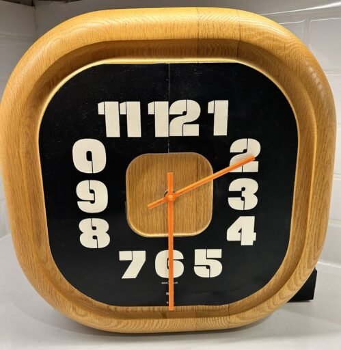 Howard Miller Vintage Wall Clock - Solid Oak - heavy and unique