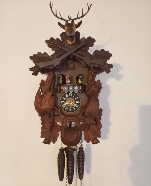 Hunter Style Cuckoo Clock Musical Dancers NO RESERVE